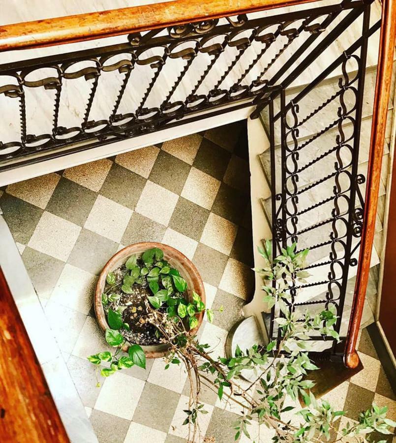 B&B Charme Centre-Ville Artistic & Literary Rooms ปาแลร์โม ภายนอก รูปภาพ