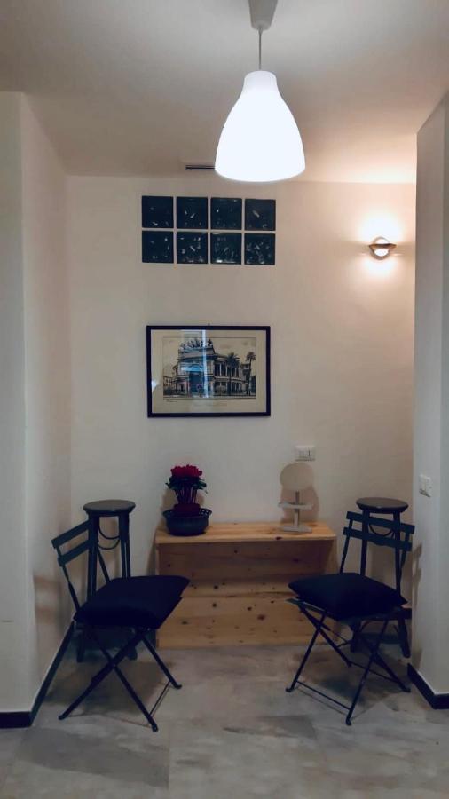 B&B Charme Centre-Ville Artistic & Literary Rooms ปาแลร์โม ภายนอก รูปภาพ